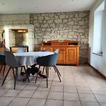Les Volets Rouges D'allonnes Holiday home *